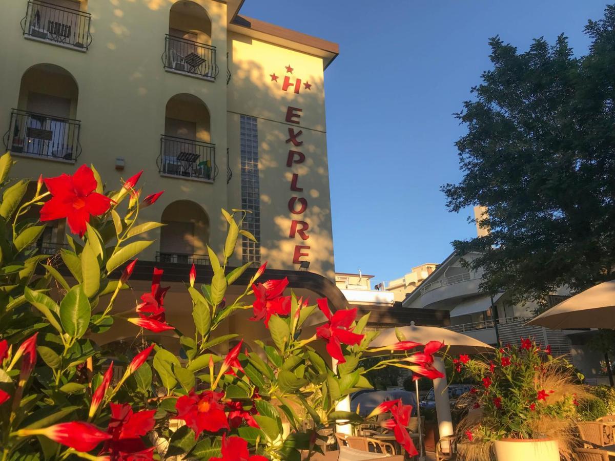 Explorer Hotel