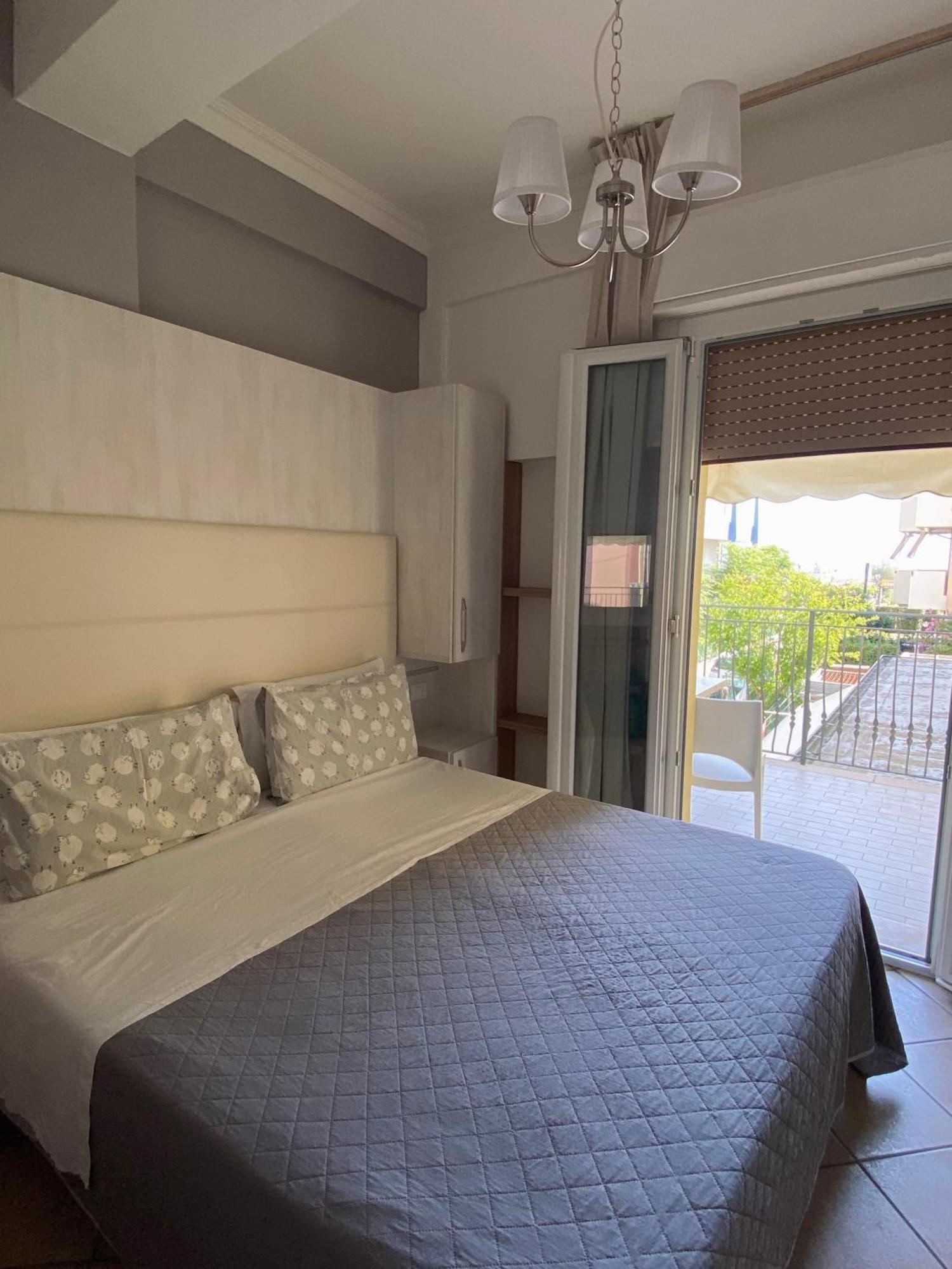 Explorer Hotel 3*